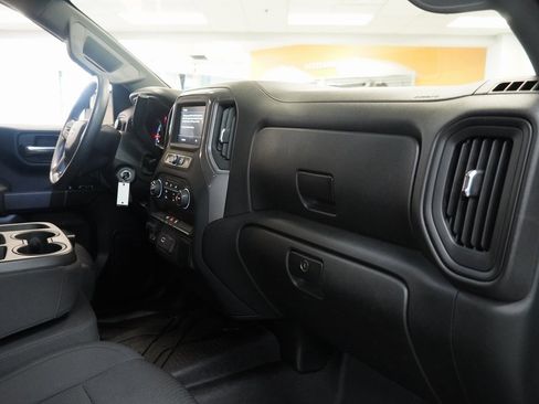 Used 2020 Chevrolet Silverado 1500 Custom w/ Custom Value Package image 29