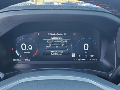 Used 2025 Ford Explorer Active w/ Active Comfort Package image 7