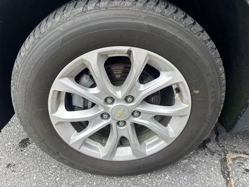Used 2019 Chevrolet Equinox LT AWD/4WD image 17