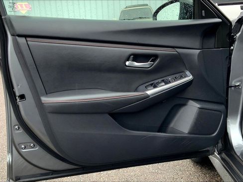 Used 2024 Nissan Sentra SR image 24
