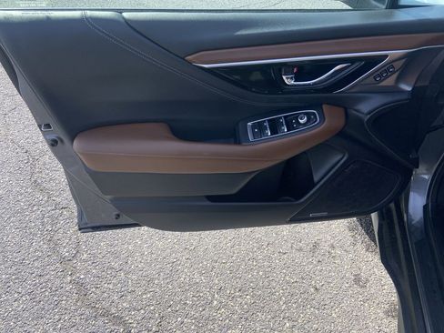 Used 2020 Subaru Outback Touring AWD/4WD image 23