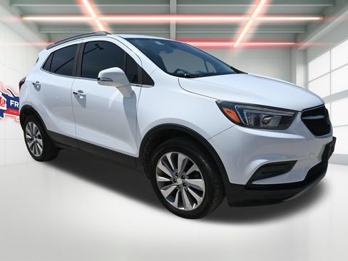 Used 2018 Buick Encore Preferred FWD image 4
