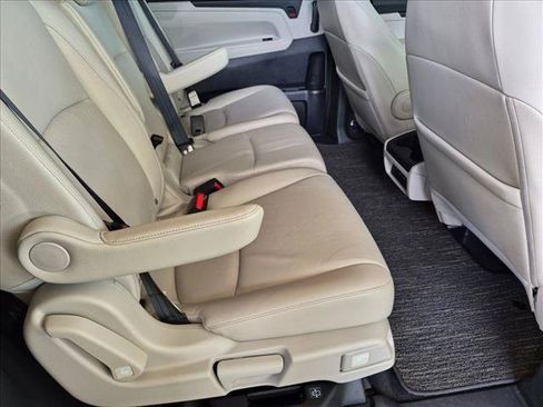 Certified 2025 Honda Odyssey EX-L image 20