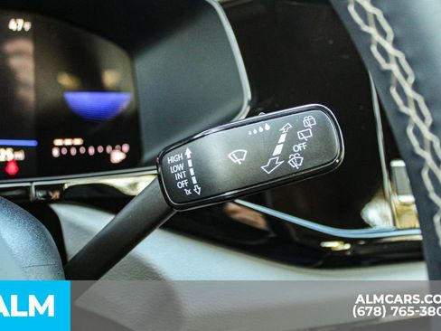 Used 2024 Volkswagen Taos S image 31