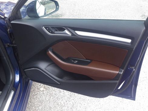 Used 2016 Audi A3 e-tron Prestige w/ Prestige Package image 36