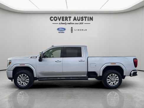 Used 2022 GMC Sierra 2500 Denali w/ Technology Package image 2