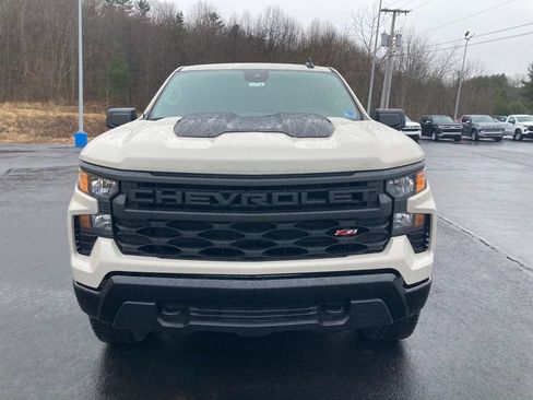 New 2026 Chevrolet Silverado 1500 Custom Trail Boss w/ Turbomax Blackout Package AWD/4WD image 2