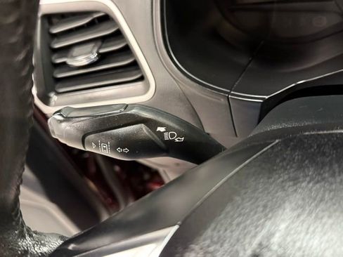 Certified 2022 Ford Edge SEL image 21