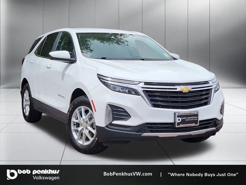 Used 2023 Chevrolet Equinox LT AWD/4WD image 1