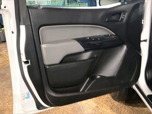 Used 2018 Chevrolet Colorado W/T w/ WT Convenience Package image 18