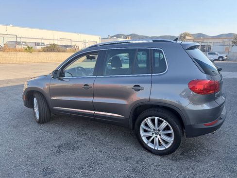 Used 2016 Volkswagen Tiguan SE FWD image 14
