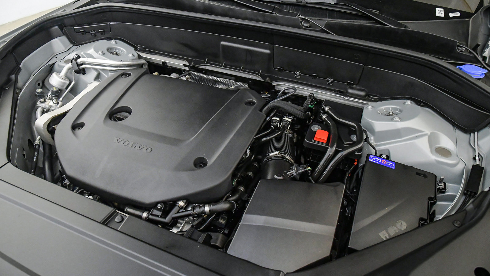 Certified 2026 Volvo XC90 B6 Plus AWD/4WD image 28