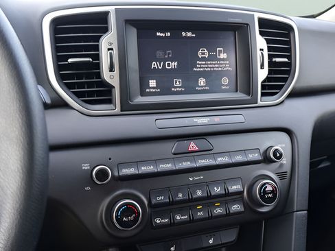 Used 2018 Kia Sportage LX w/ LX Popular Package AWD/4WD image 21