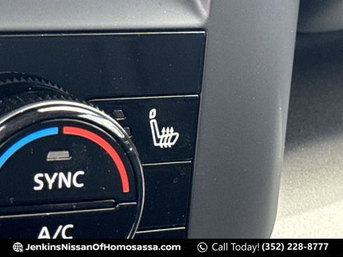 Certified 2024 Nissan Rogue SV w/ SV Premium Package FWD image 34