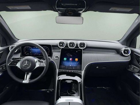Certified 2026 Mercedes-Benz GLC 300 GLC 300 image 9
