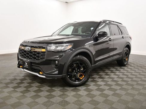 Used 2026 Ford Explorer Tremor w/ Tremor Ultimate Package AWD/4WD image 2