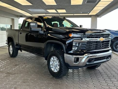 Used 2024 Chevrolet Silverado 2500 LT w/ Convenience Package AWD/4WD image 23