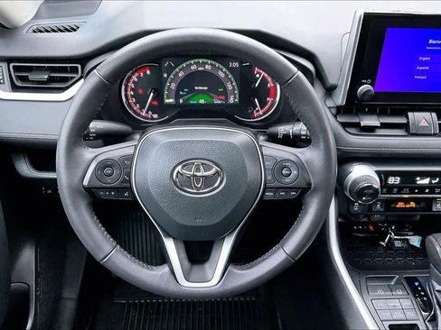Certified 2023 Toyota RAV4 XLE image 5