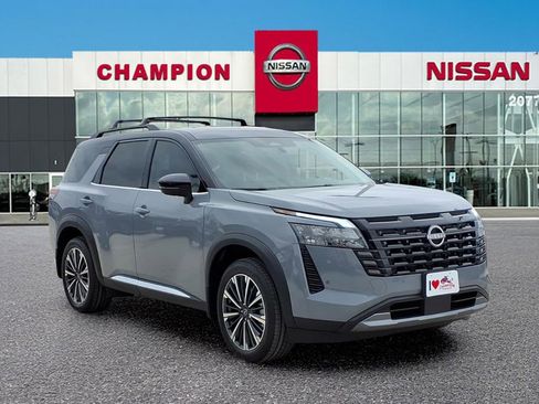 New 2026 Nissan Pathfinder Platinum w/ Cargo Package FWD image 1