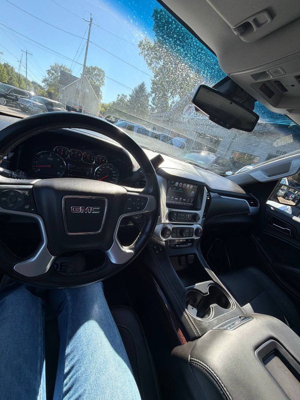 Used 2018 GMC Yukon XL SLT AWD/4WD image 25