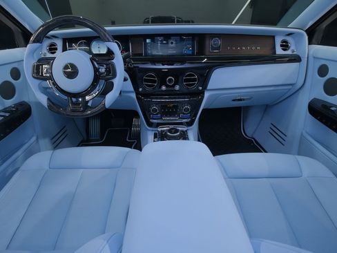 Used 2026 Rolls-Royce Phantom Sedan RWD image 86