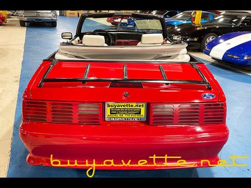 Used 1990 Ford Mustang GT RWD image 7