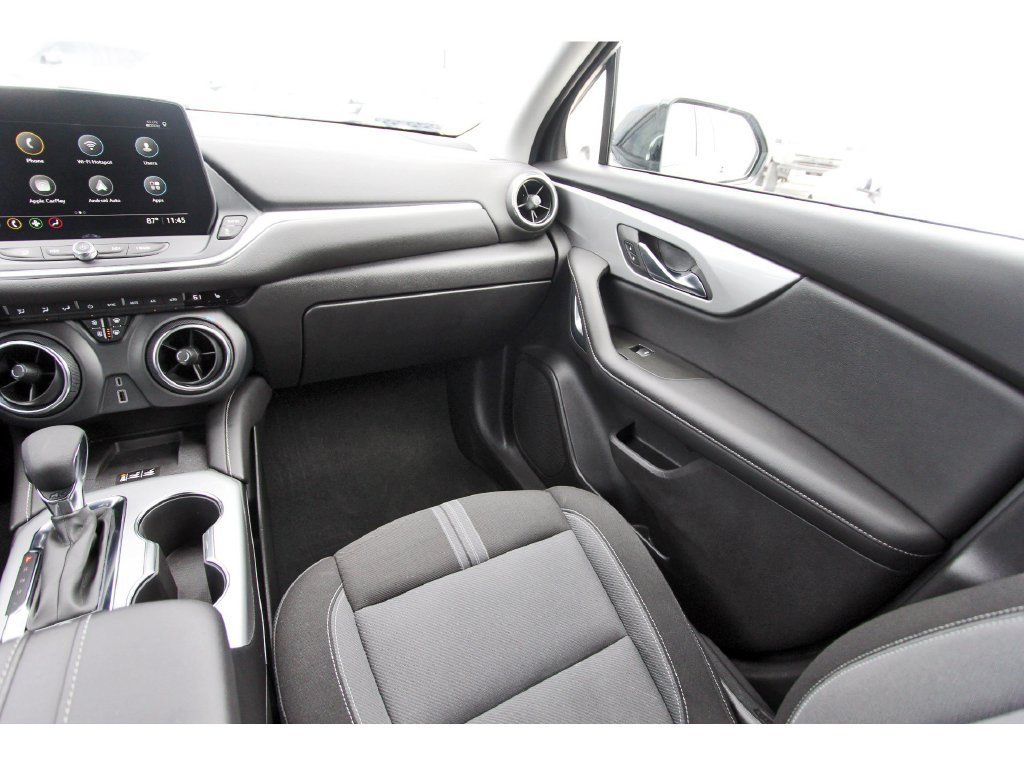 Used 2024 Chevrolet Blazer LT w/ Convenience Package FWD image 10