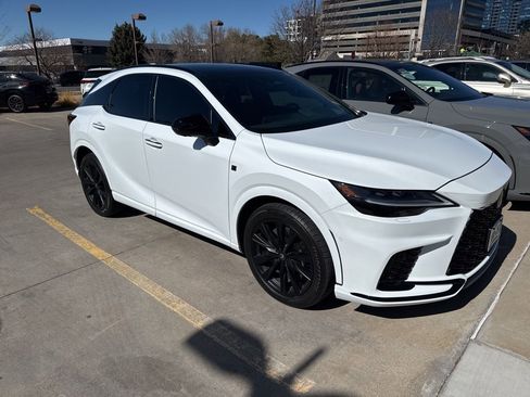 Used 2024 Lexus RX 500h F Sport w/ Convenience Package image 2