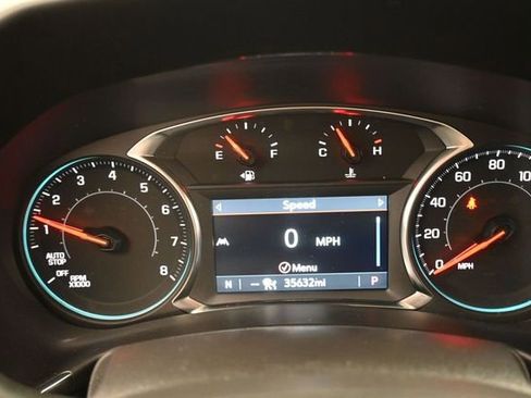 Used 2023 Chevrolet Equinox Premier FWD image 9