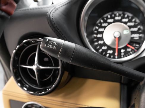 Used 2014 Mercedes-Benz SLS AMG GT Coupe image 12