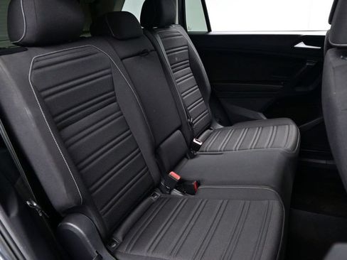 Used 2022 Volkswagen Tiguan S FWD image 34