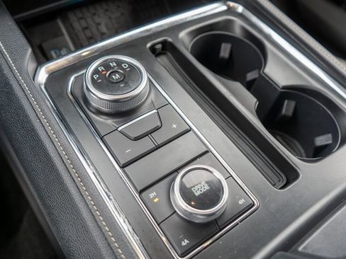 Used 2022 Ford Expedition XLT w/ Equipment Group 202A image 31