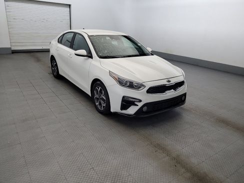 Used 2020 Kia Forte LXS FWD image 13
