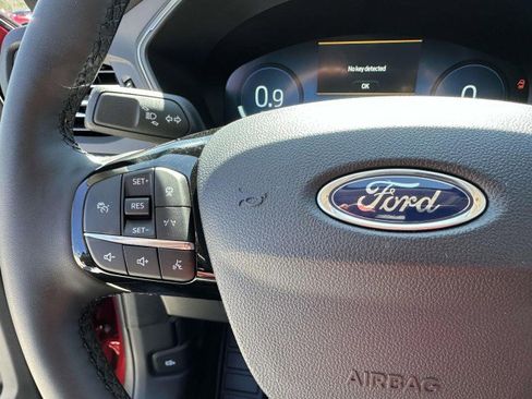 New 2025 Ford Escape Active w/ Active Premium Tech Pack image 24