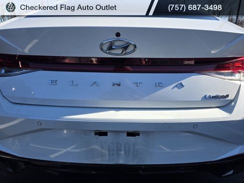 Used 2021 Hyundai Elantra Limited w/ Cargo Package image 7
