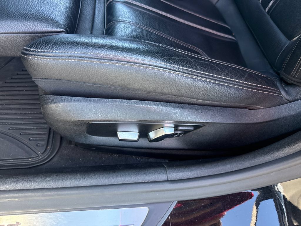 Used 2019 BMW 540i xDrive AWD/4WD image 19