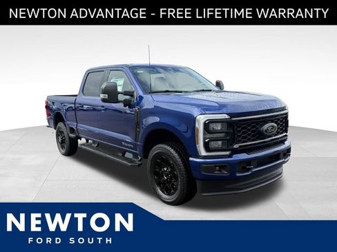 New 2026 Ford F250 XLT w/ XLT Premium Package AWD/4WD image 1