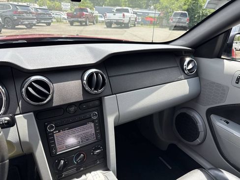 Used 2008 Ford Mustang GT Premium RWD image 13