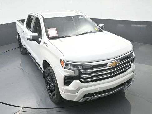 Used 2024 Chevrolet Silverado 1500 High Country w/ Technology Package image 78