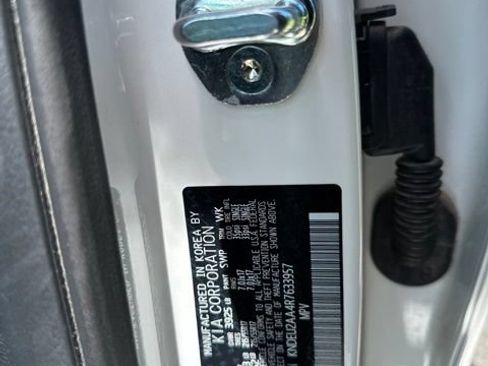 Certified 2024 Kia Seltos S FWD image 32