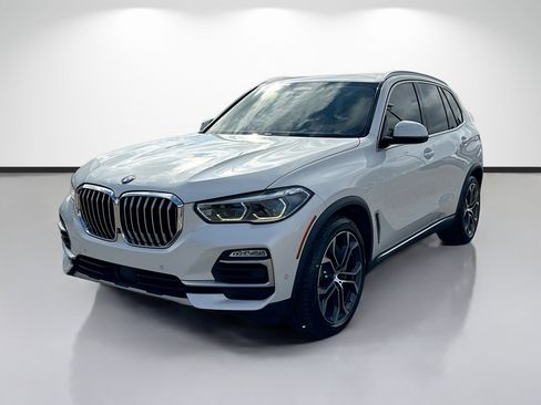 Used 2019 BMW X5 xDrive50i w/ Off-Road Package image 7