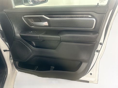 Used 2022 RAM 1500 Big Horn AWD/4WD image 30