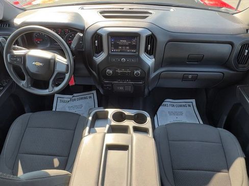 Certified 2021 Chevrolet Silverado 2500 Custom w/ Custom Value Package AWD/4WD image 10