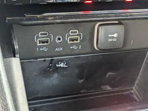 Certified 2023 Jeep Grand Cherokee Laredo image 25