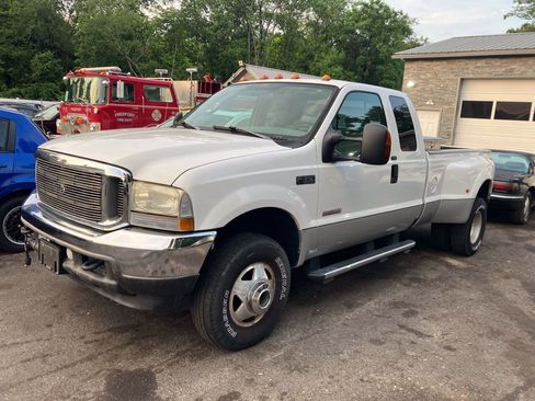Used 2004 Ford F350 XL AWD/4WD image 2