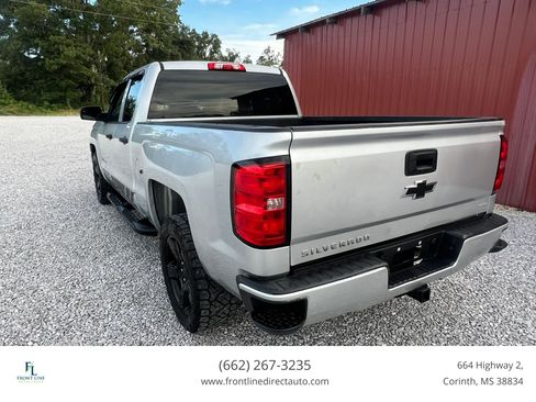 Used 2018 Chevrolet Silverado 1500 Custom w/ Custom Value Package RWD image 3