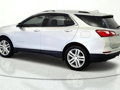 Used 2019 Chevrolet Equinox Premier AWD/4WD image 4