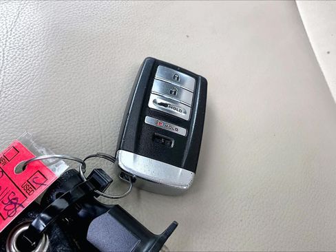 Used 2016 Acura MDX FWD image 15