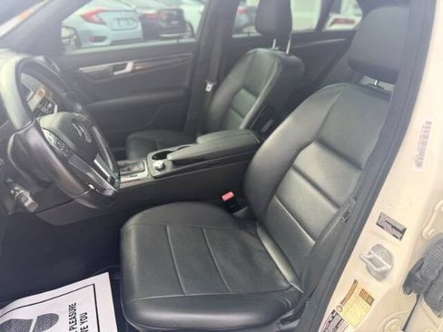 Used 2012 Mercedes-Benz C 250 Sedan w/ Comand Single Disc Pkg image 8