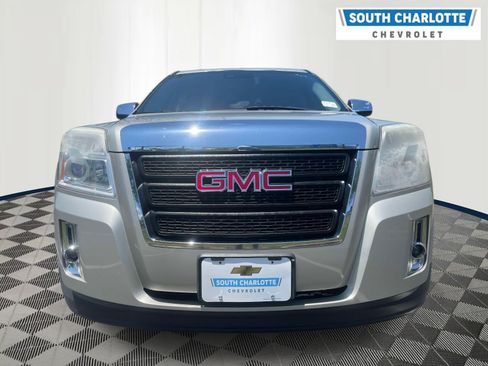 Used 2014 GMC Terrain SLE w/ Chrome Package FWD image 2